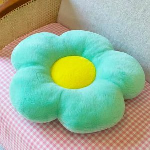 Five-petal flower cushion-05